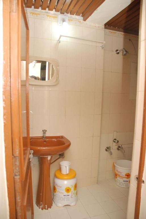 Royal Hotel Ahmedabad Eksteriør billede