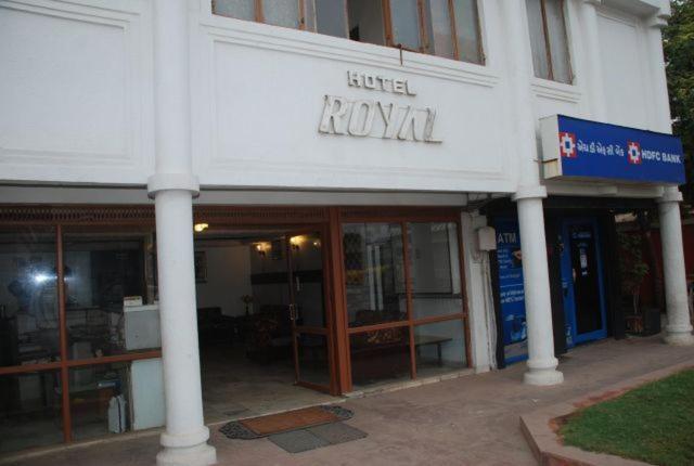 Royal Hotel Ahmedabad Eksteriør billede